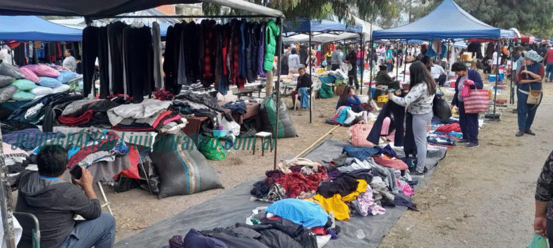 Feria Medalla Milagrosa. Vendedores ambulantes enfrentan crisis por nuevas regulaciones municipales 01 Feria Medalla Milagrosa. Vendedores ambulantes enfrentan crisis por nuevas regulaciones municipales 01
