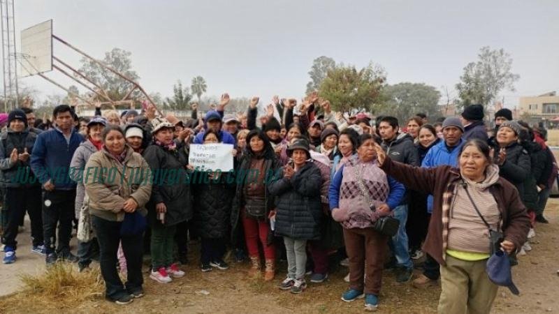 Feria Medalla Milagrosa. Vendedores ambulantes enfrentan crisis por nuevas regulaciones municipales 11 Feria Medalla Milagrosa. Vendedores ambulantes enfrentan crisis por nuevas regulaciones municipales 11