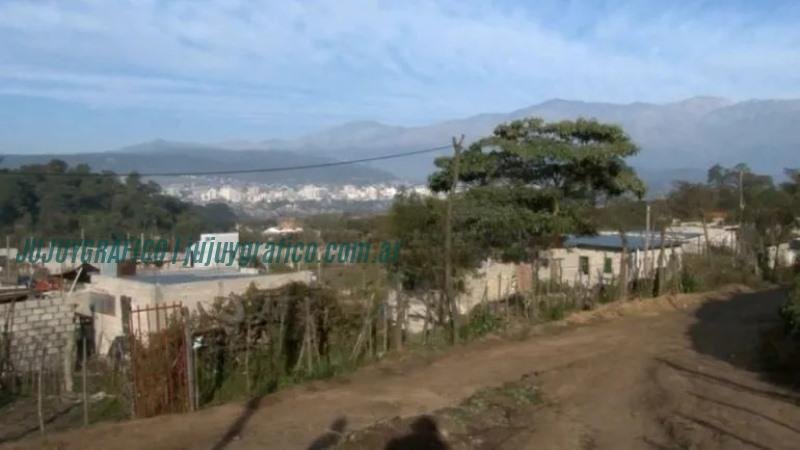 Familia Issa demanda al estado jujeño por usurpación masiva de 142 hectáreas en el Barrio Obrero 15 Familia Issa demanda al estado jujeño por usurpación masiva de 142 hectáreas en el Barrio Obrero 15