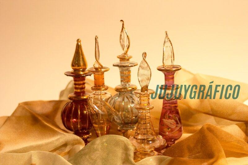Explora el encanto del perfume árabe mujer. Tradición, singularidad y aroma perdurable 06