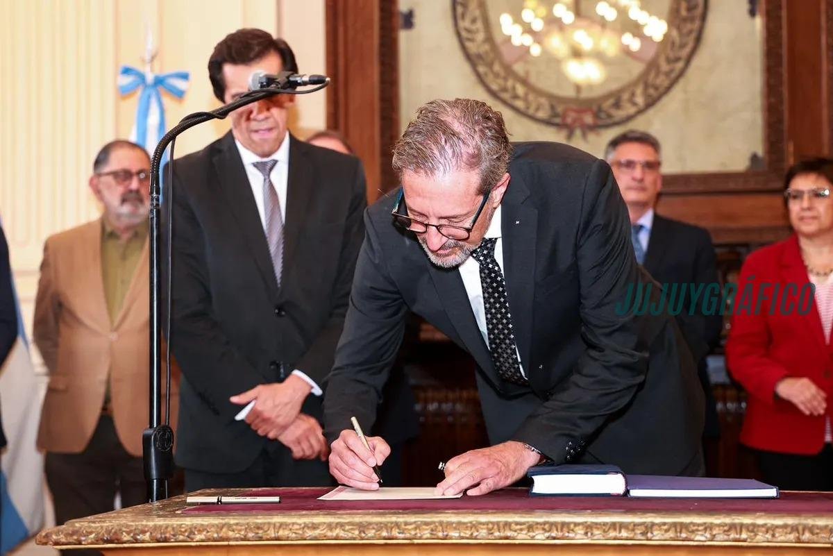Leandro Álvarez Sadir oficializa “renovación estratégica” en el Gabinete, 5 nuevos funcionarios asumen en áreas clave de Jujuy 03