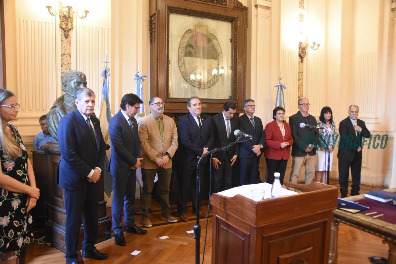 Sadir oficializa “renovación estratégica” en el Gabinete, 5 nuevos funcionarios asumen en áreas clave de Jujuy 08