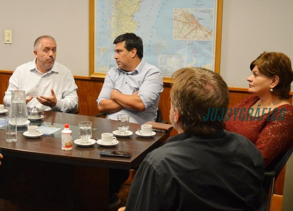 Guerra política por las rutas, la UCR y La Libertad Avanza se enfrentan por falta de rendición y sobreprecio millonario 04