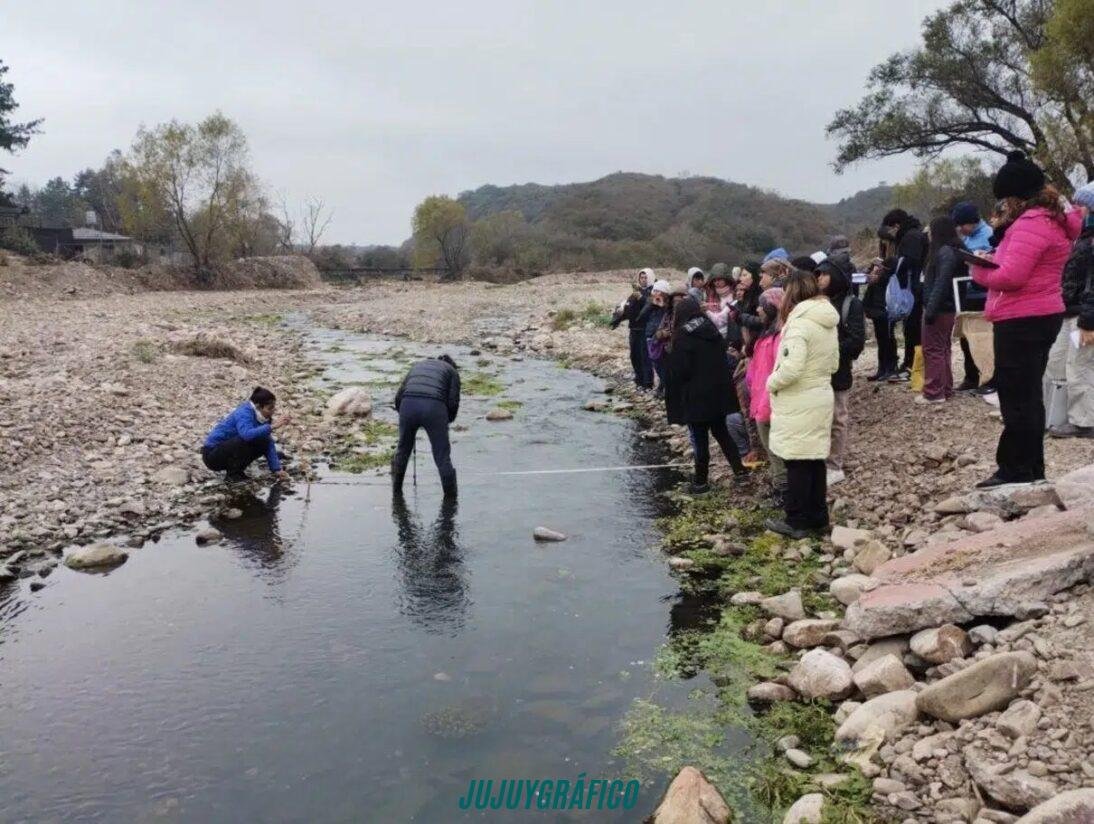Descubren contaminación masiva de microplásticos oculta en el río Xibi Xibi 09