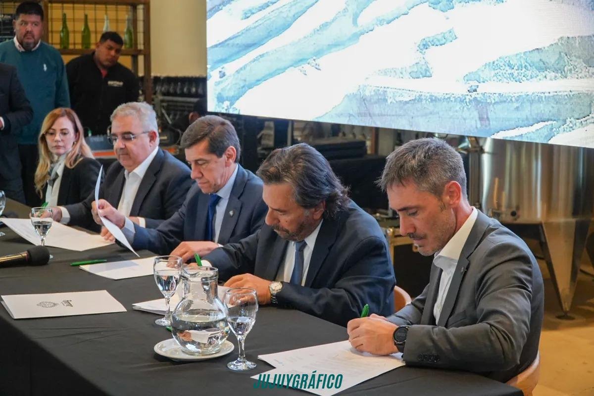 Jujuy epicentro del “oro blanco”, la Mesa del Litio firma acuerdo histórico con el CFI y crea un poderoso bloque regional para blindar inversiones 15