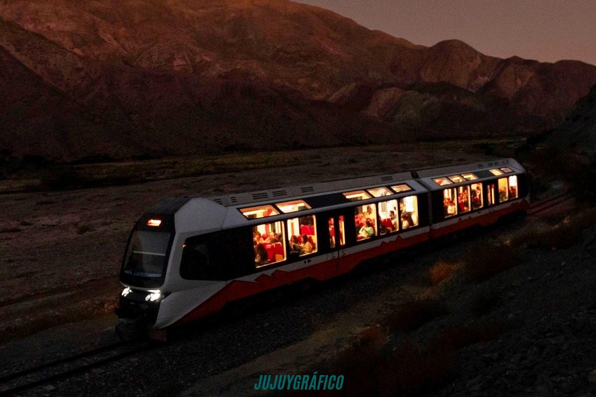 Astroturismo en Jujuy: el Tren Solar arrancó temporada 2026 con récord en pasajes en la Quebrada y eclipse en agenda 16 Astroturismo en Jujuy, el Tren Solar arrancó temporada 2026 con récord en pasajes en la Quebrada y eclipse en agenda 4