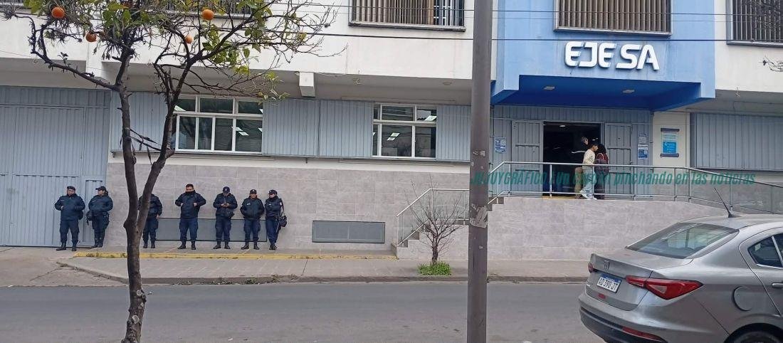 Jujuy declaró la emergencia energética hasta 2027 tras el temporal de viento zonda 01 Jujuy declaró la emergencia energética hasta 2027 tras el temporal de viento zonda 01