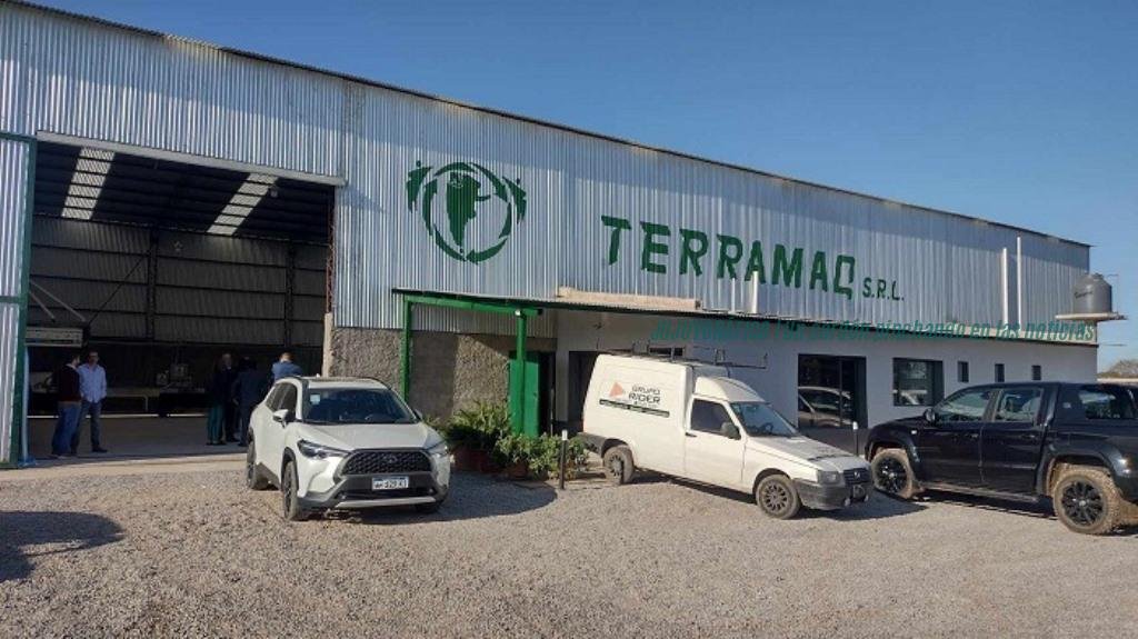 Caso Terramaq, 4 vínculos clave entre GIRSU y la familia del gobernador Sadir 14 Caso Terramaq, 4 vínculos clave entre GIRSU y la familia del gobernador Sadir 14
